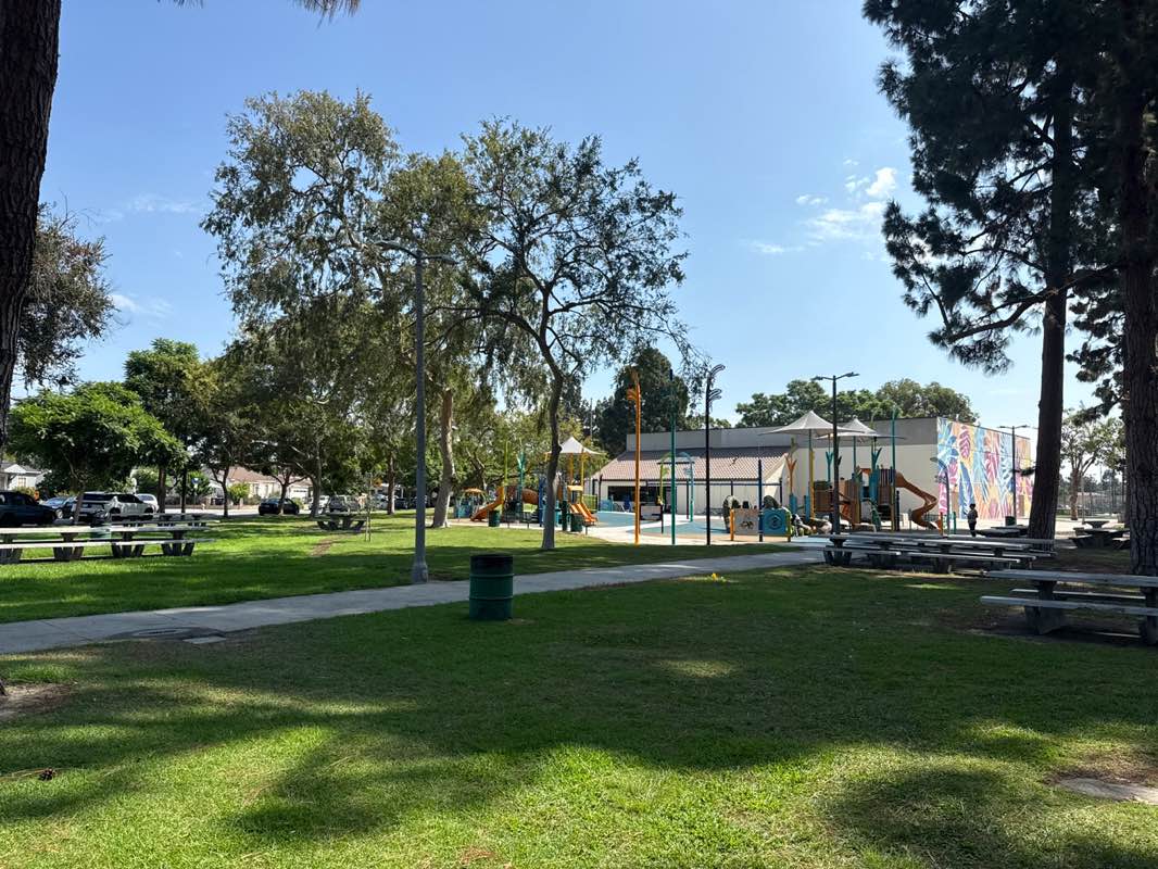 walking near me in Silverado Park in autumn