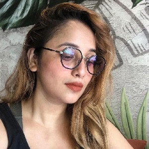 Maya Ann profile