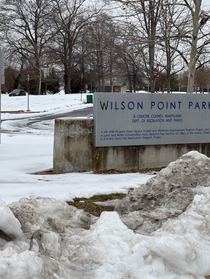 walking near me in Wilson Point Park in winter