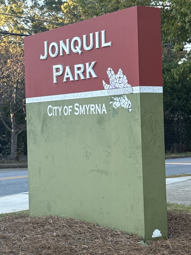 walking near me in Jonquil Park in autumn