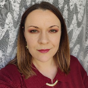 Вера Ушакова profile