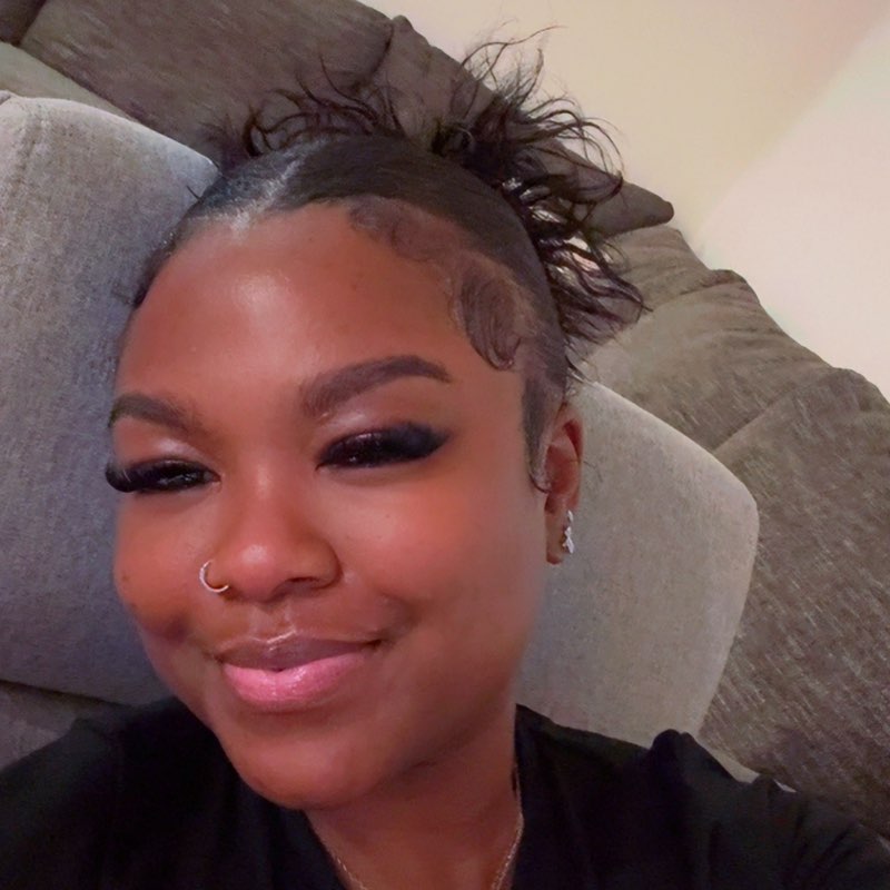 Indya Robinson Welch profile