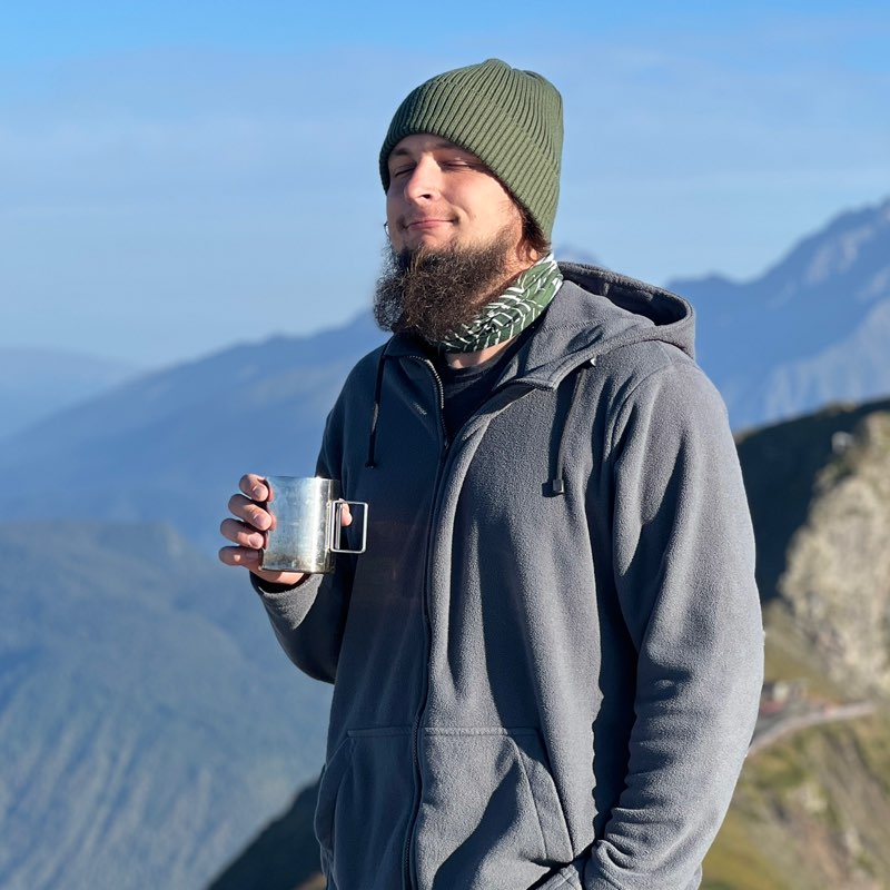 Артем Мерющенко profile