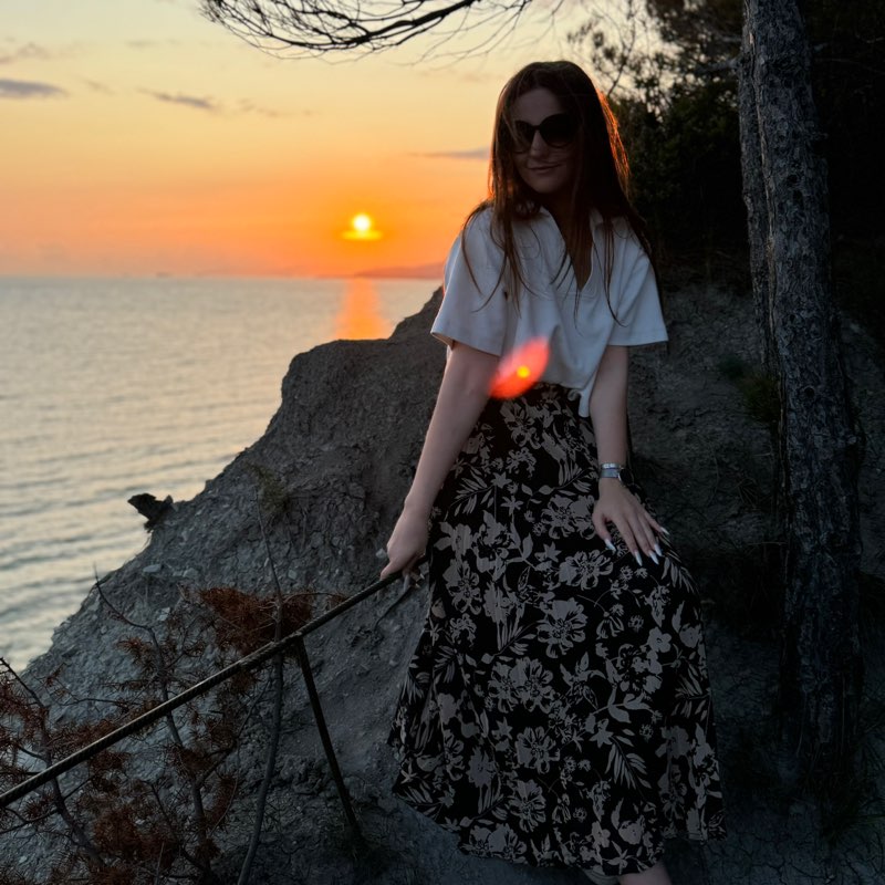 Наташа Любецкая profile