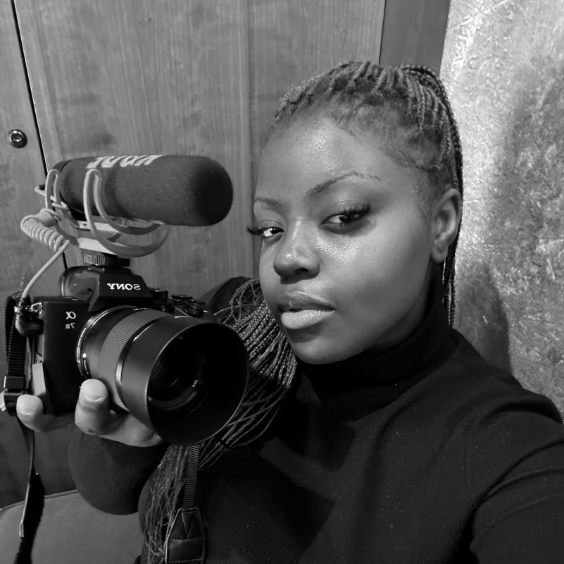 DEBSTHECREATIVE 🎥 icon