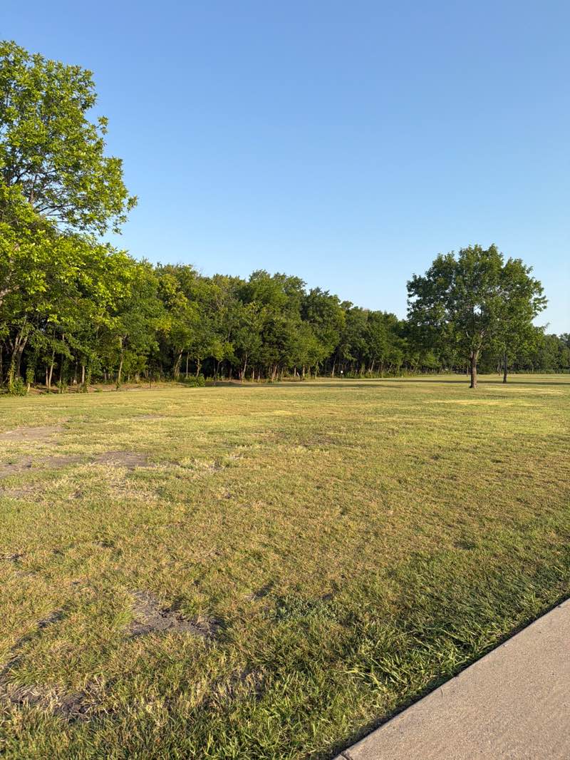 walking near me in Slayter Creek Park in summer