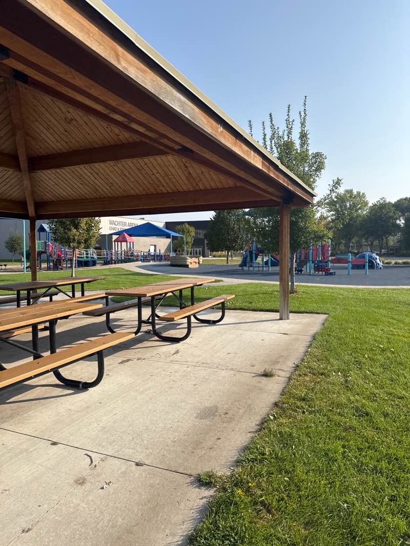 walking near me in Wachter Park in autumn