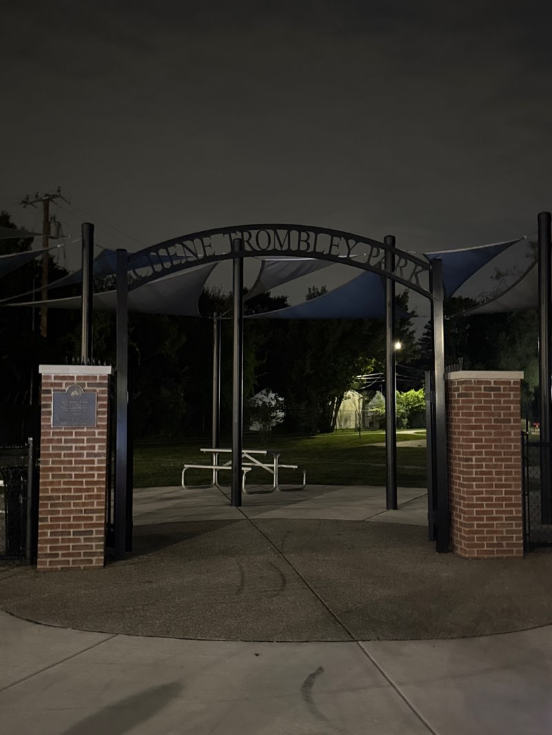 walking near me in Chene-Trombley Park in autumn