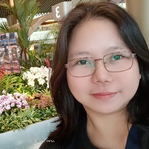 PMM00436_Jennifer Mane profile