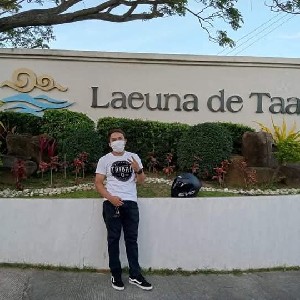 PMM04853_Robert Mabilangan profile