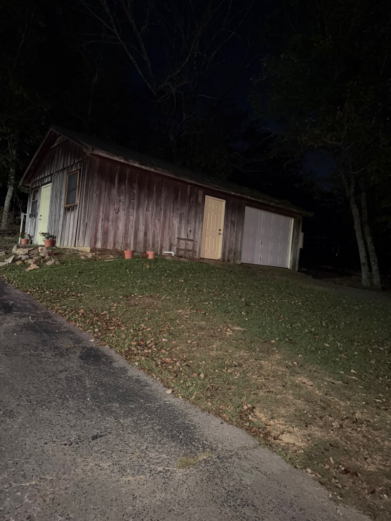 walking near me in Palisades Park in autumn