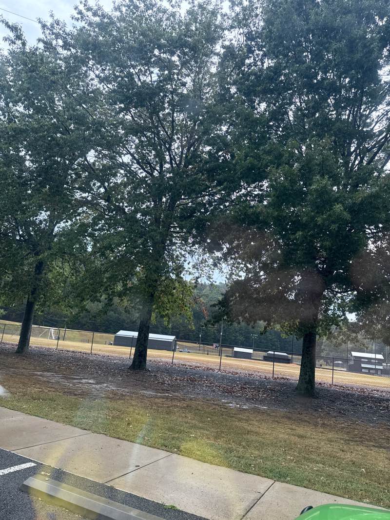 walking near me in Oneonta Recreation Park in autumn