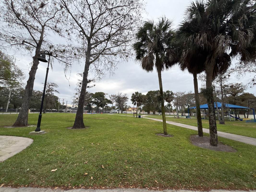 walking near me in Jackie Gleason Park in winter