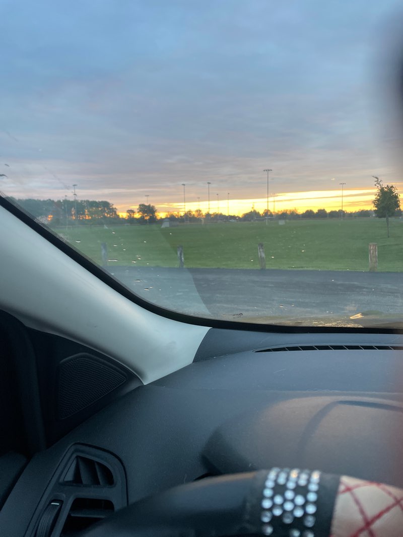 walking near me in Smith Park in autumn