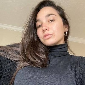 Vanessa Hudgens profile