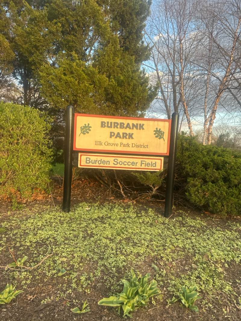 walking near me in Burbank Park in spring