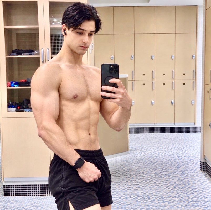 👷🏻‍♂️Hosein ⚒️ profile