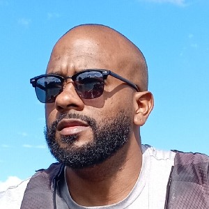 Carlos Fuentes (cfuentes) icon