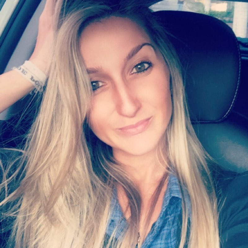 Ana Luiza 🇧🇷 icon