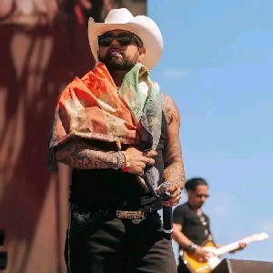 LOUIS THESINGER profile