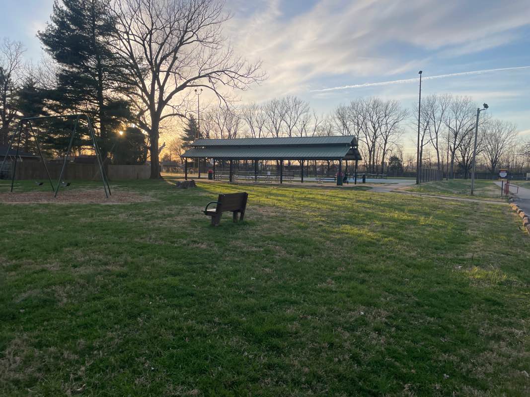 walking near me in Ray Lawrence Park in spring