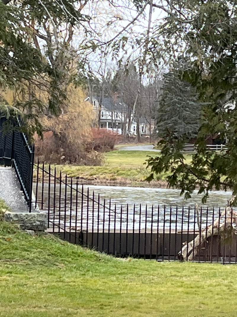 walking near me in Hultman Aqueduct in autumn