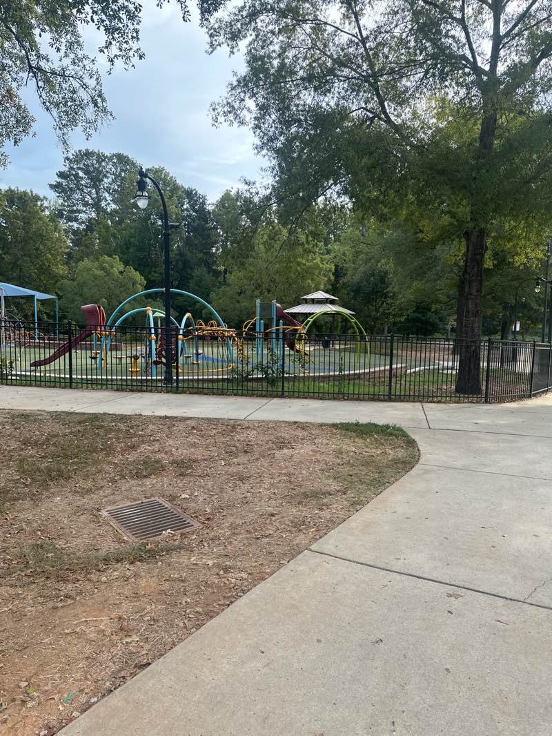 walking near me in Lilburn City Park in autumn