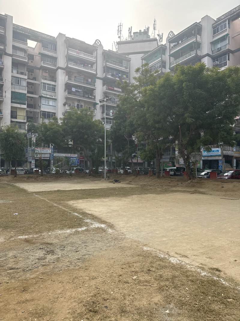 walking near me in royal tower park in winter