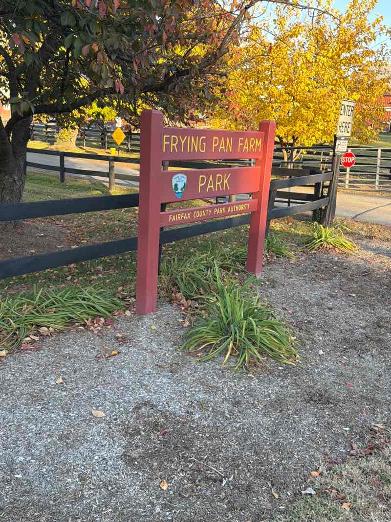 walking near me in Frying Pan Farm Park in autumn