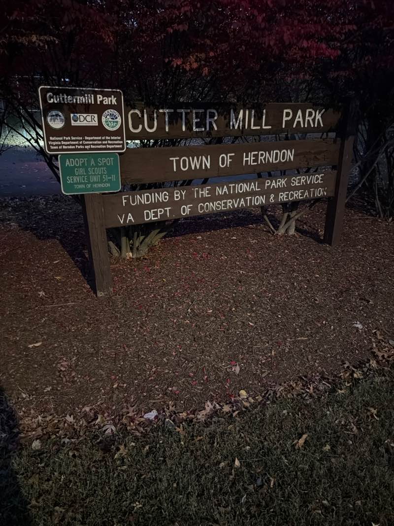 walking near me in Cutter Mill Park in autumn