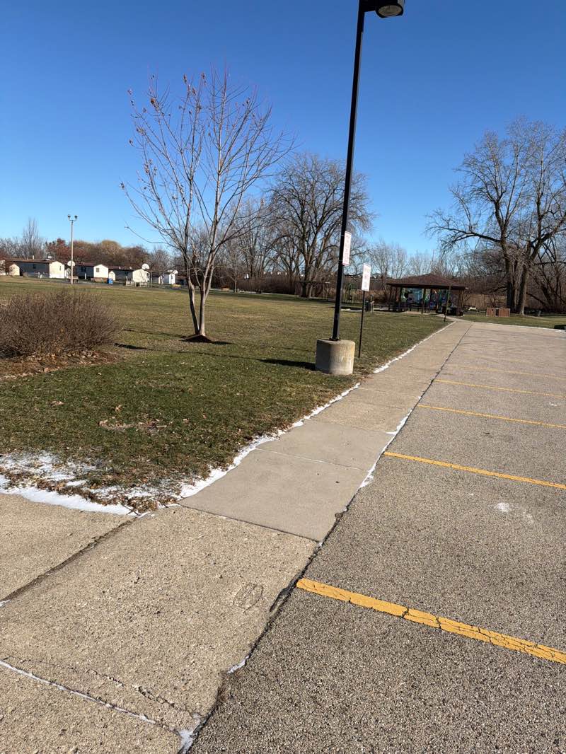 walking near me in Betty Limbrunner Park in winter