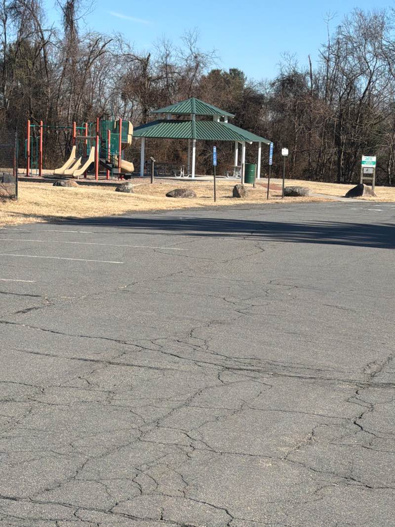 walking near me in Observatory Park in winter