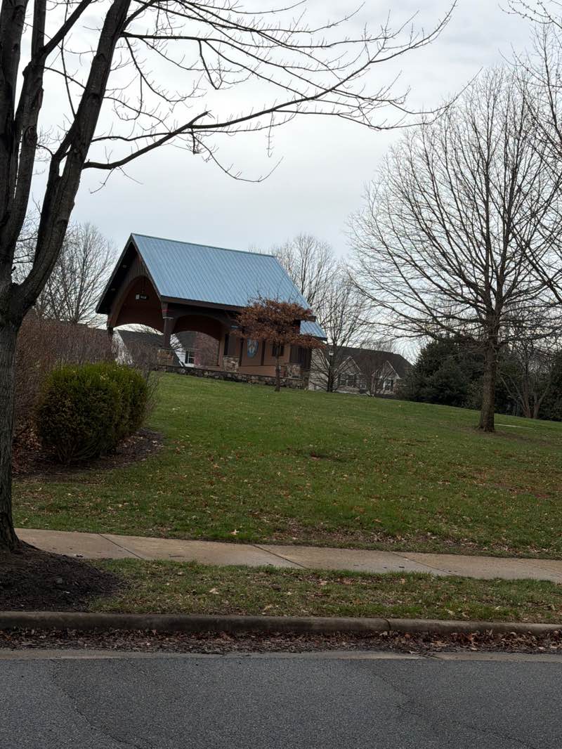 walking near me in Town Green Park in spring