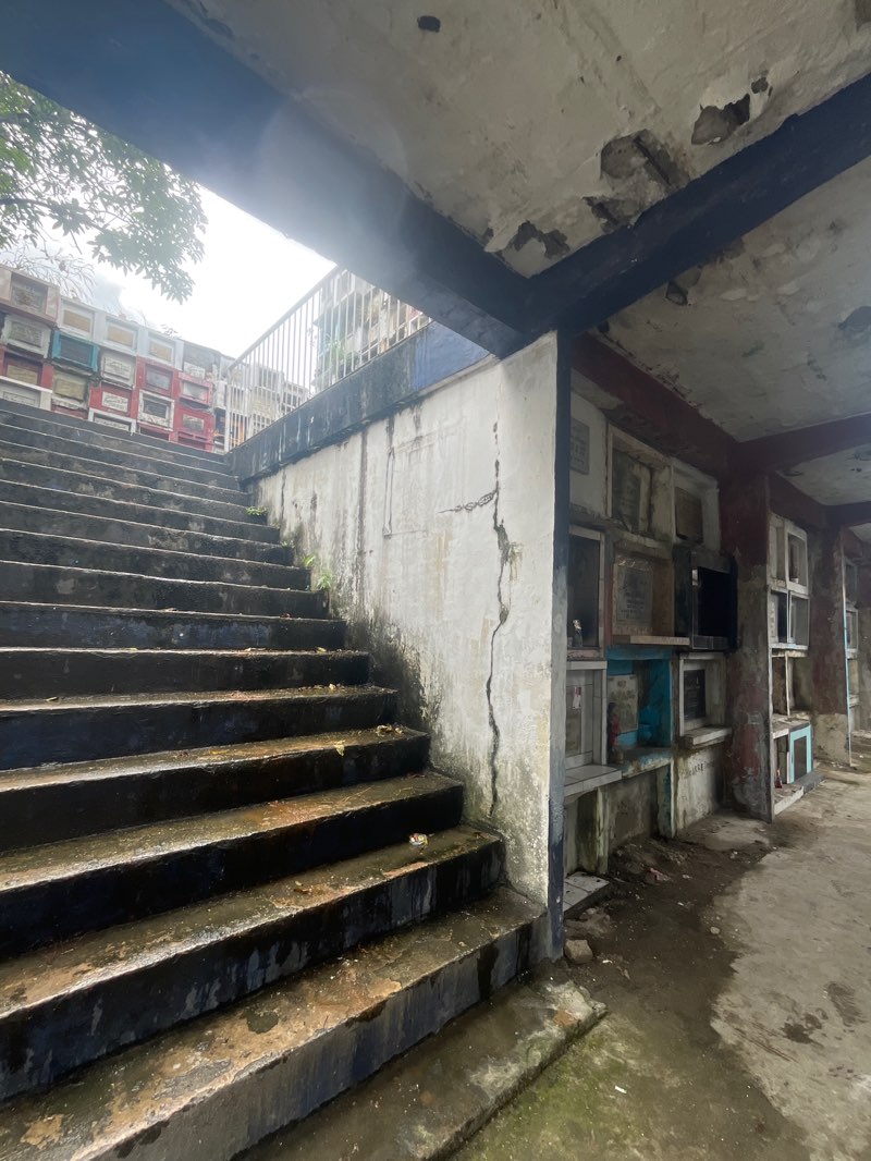walking near me in Pasig City Cemetery in winter