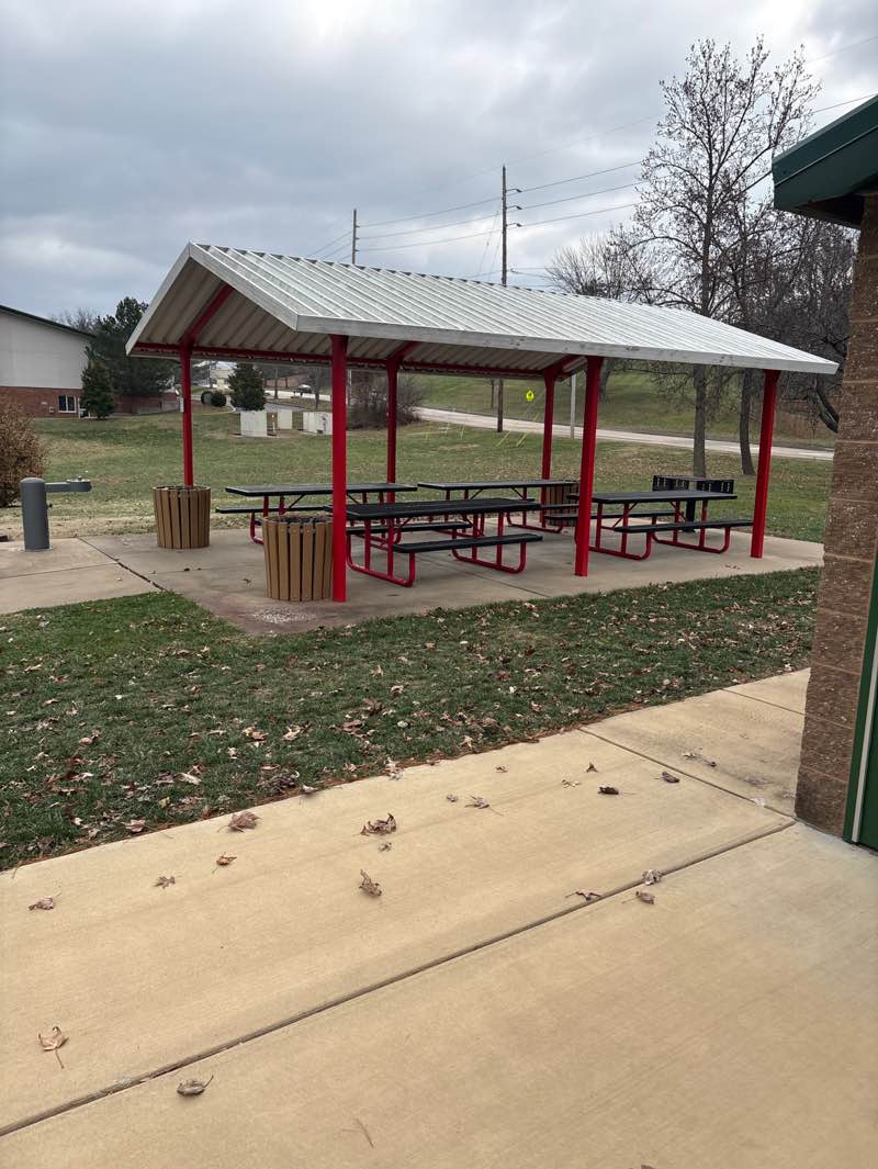 walking near me in Oak Creek Park in winter