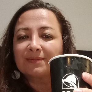 Vivian Bortolini profile