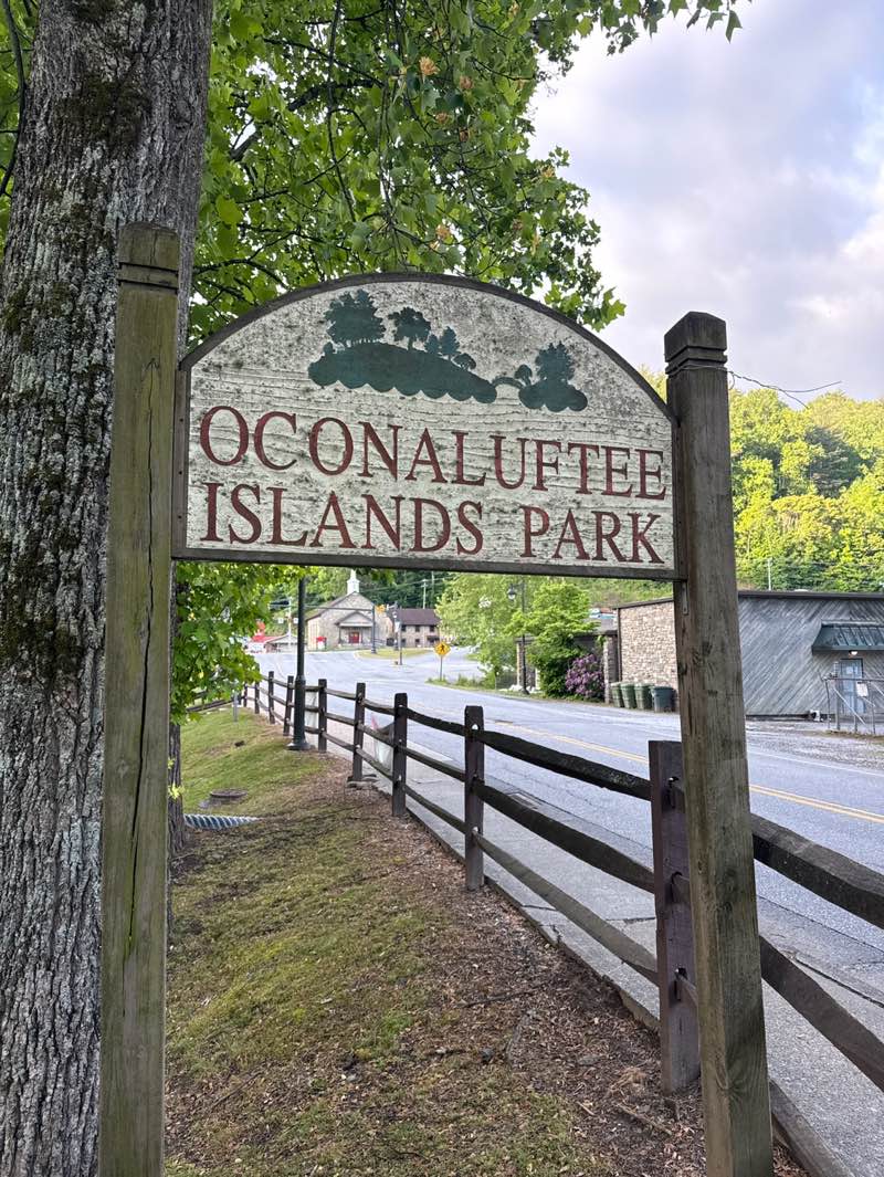 walking near me in Oconaluftee Park in spring