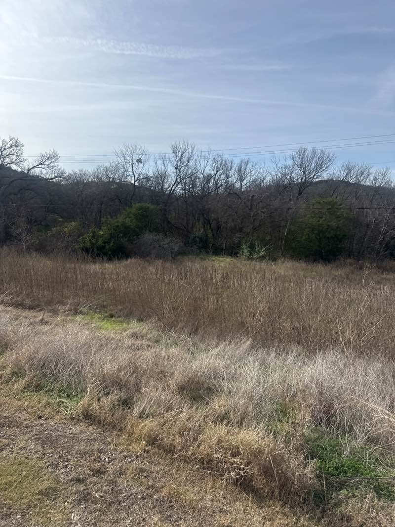 walking near me in Cedar Hill State Park in winter