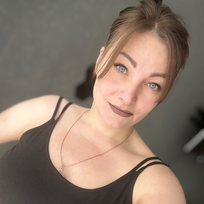Яна profile