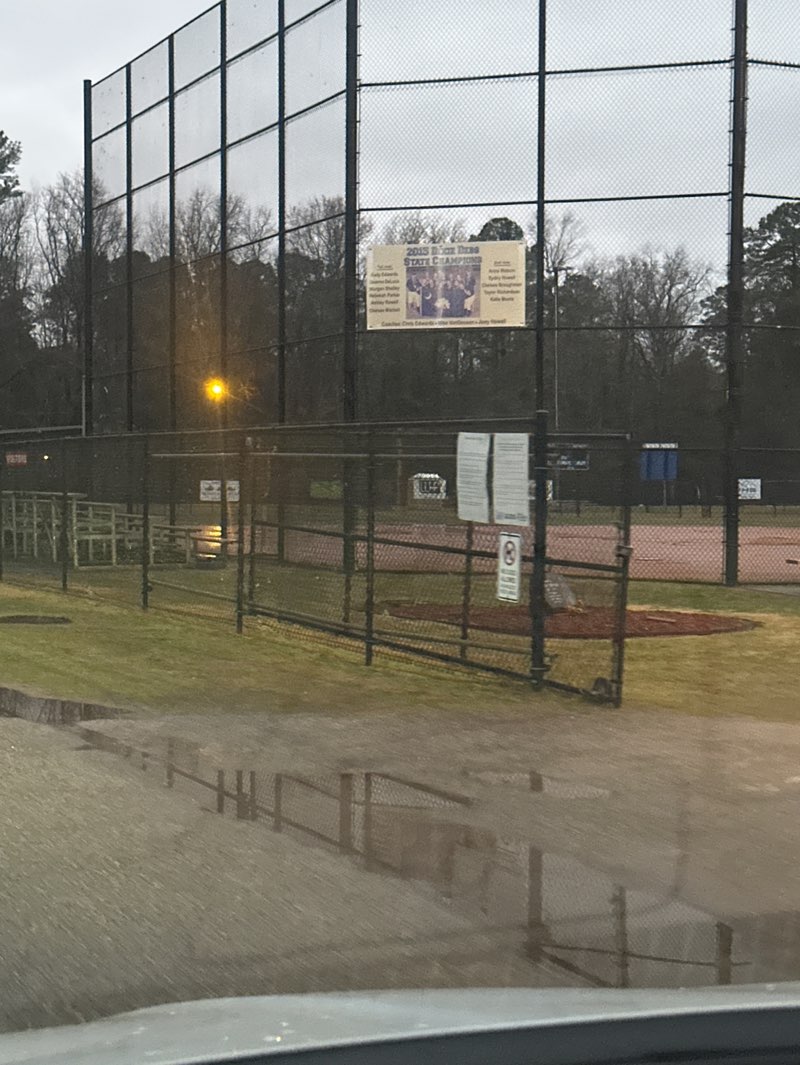 walking near me in Pee Dee Park in winter