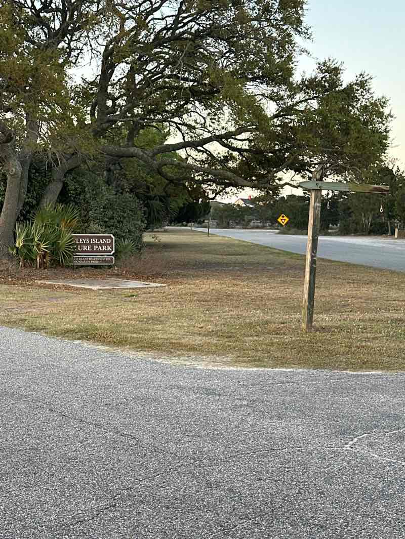 walking near me in Pawleys Island Nature Park in spring
