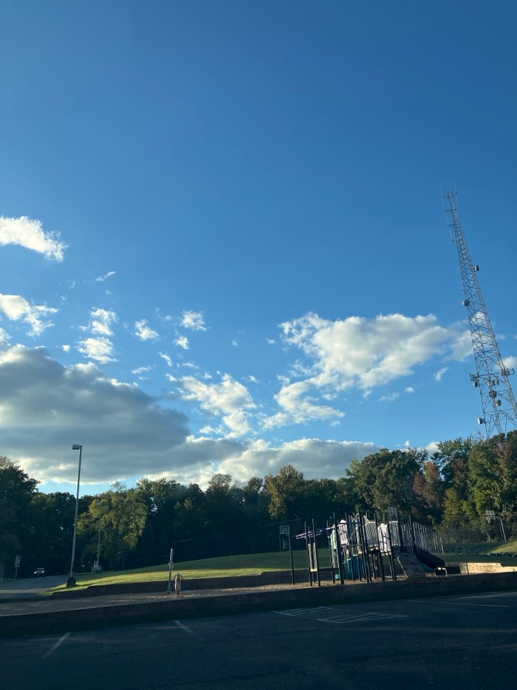 walking near me in Solley Park in autumn