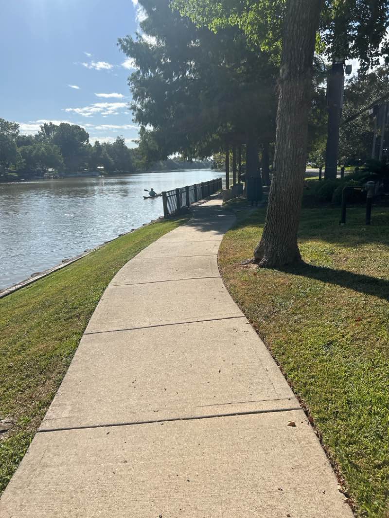walking near me in Imperial Park in autumn