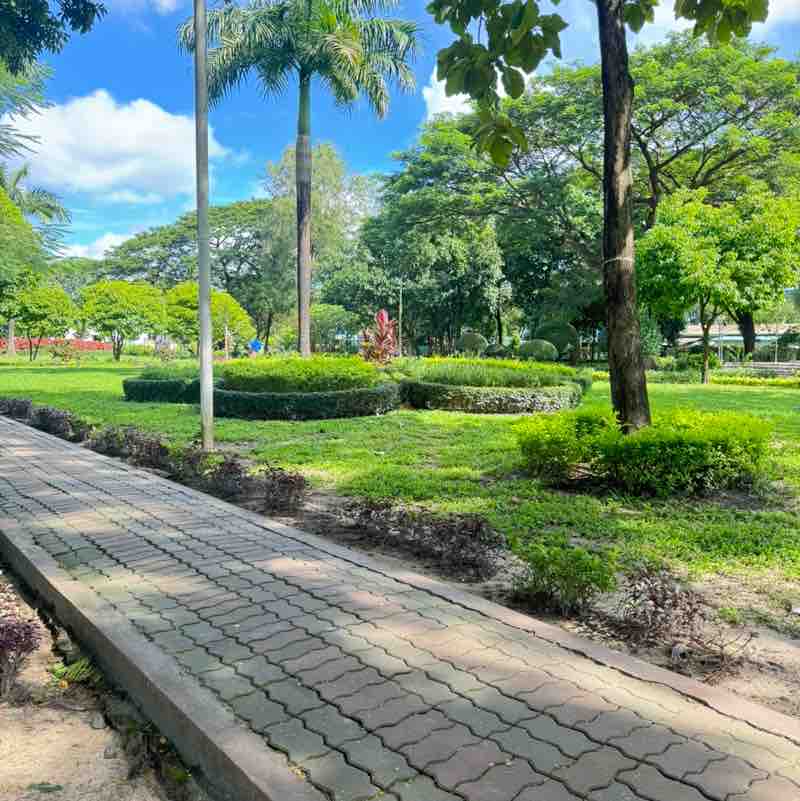 မ သွယ်လေး ဝေ post 1