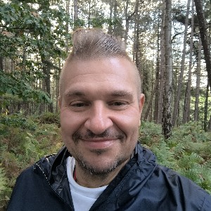 Lukasz G.
