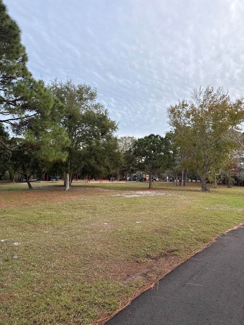 walking near me in Rotary Park Merritt Island in winter