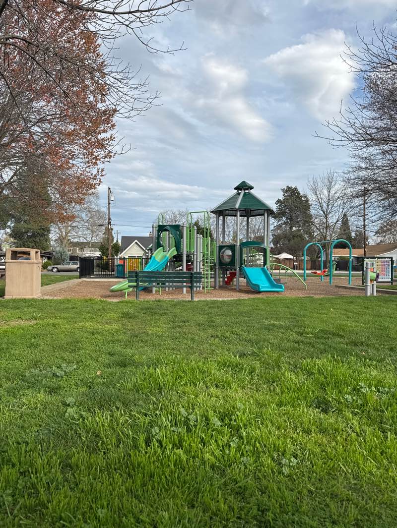 walking near me in Maple Park in spring