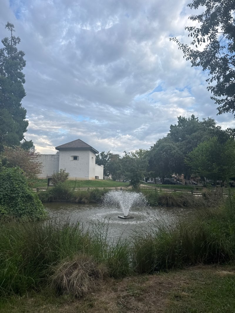 walking near me in Sutter's Fort State Historic Park in summer