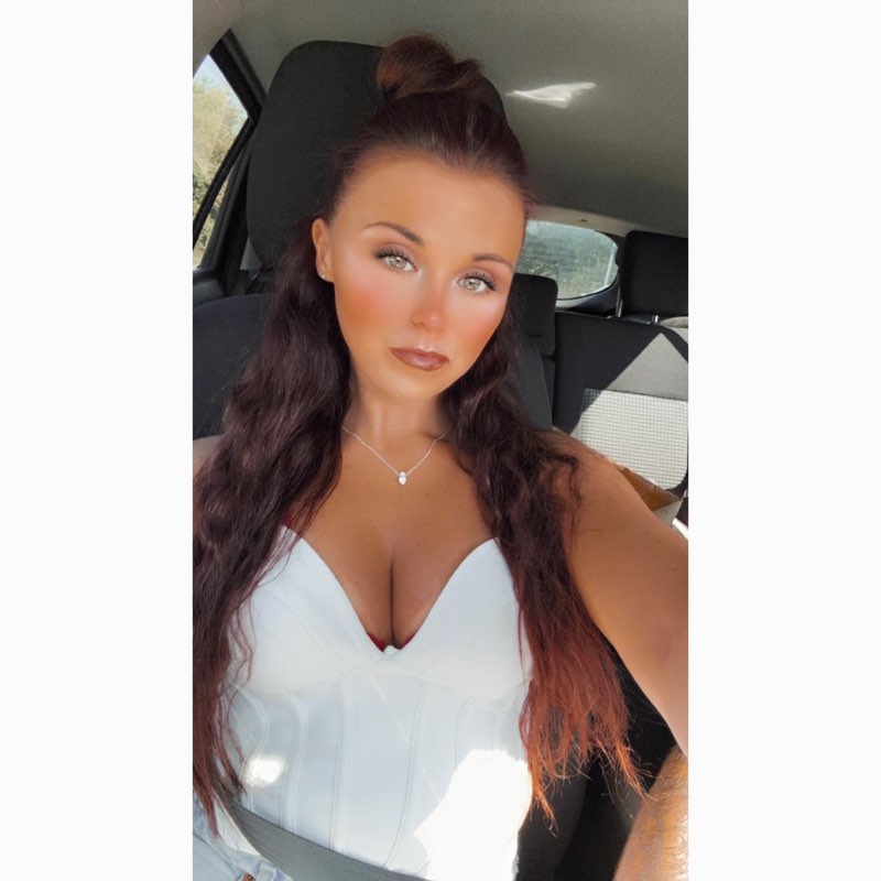 chantelle🦋🍒🎀🖤
