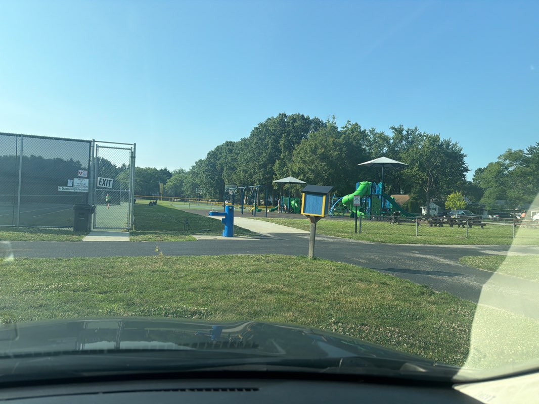 walking near me in Municipal Park in summer